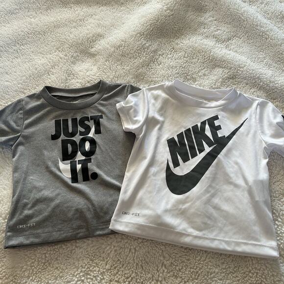 Nike Bundle Baby Boys Graphic T-Shirt Logo Top 24 Months Gray/ White - Picture 1 of 8